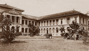 5219617603_e00ef8981d SAIGON - palais de justice_O