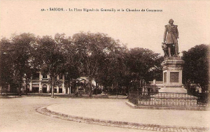 48 Rigault de Genouilly and Chambre de commerce